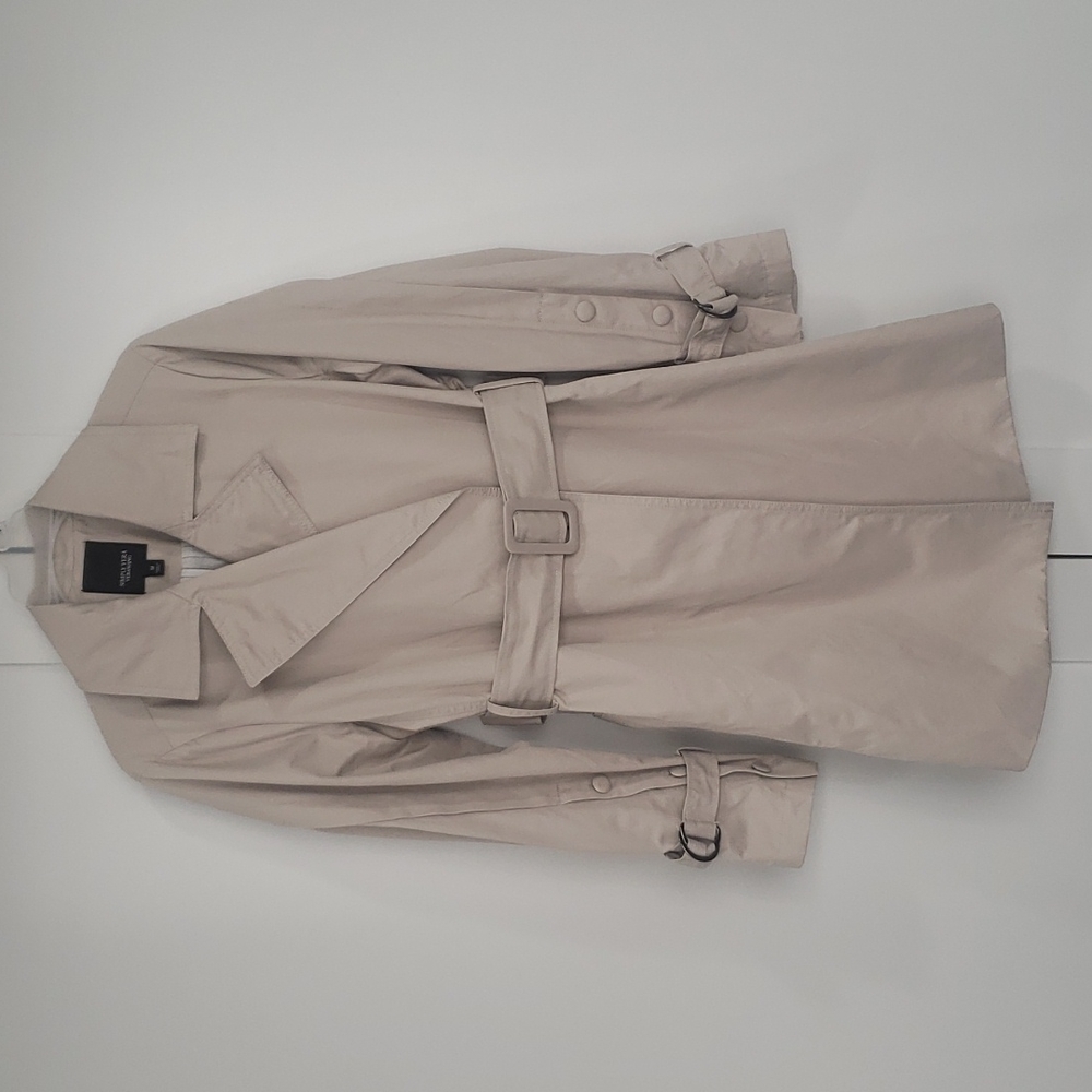 Womens Vera Wang Tan Trench Coat size Medium